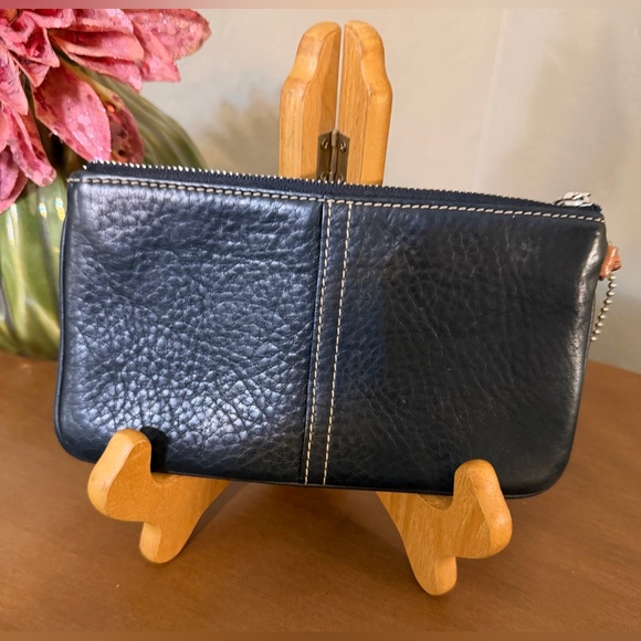 Coach Vintage Black Leather Wristlet
